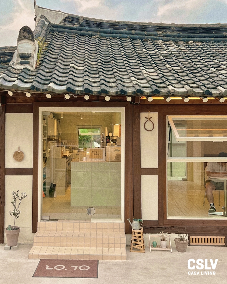 SPOT / 시간을 품은 공간, 한옥의 재해석 | MAGAZINE | 까사리빙
